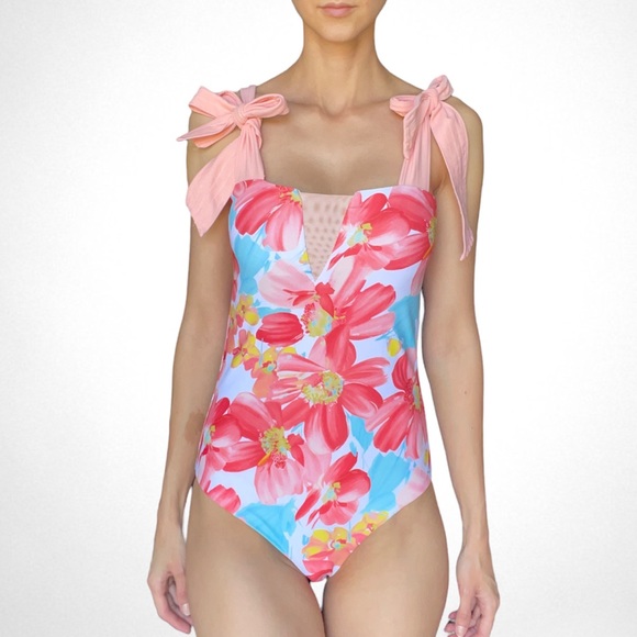 Last One NEW FLORAL SWIMSUIT - SIZE SMALL - Picture 2 of 5